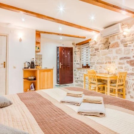 Kotor Bagus - Cozy Boutique Old Town Studio With Seaview Terrace Luaran gambar