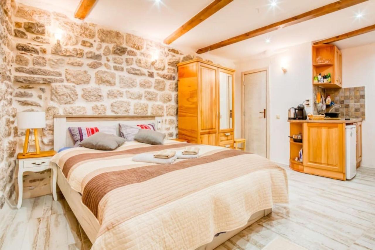 Kotor Bagus - Cozy Boutique Old Town Studio With Seaview Terrace Luaran gambar