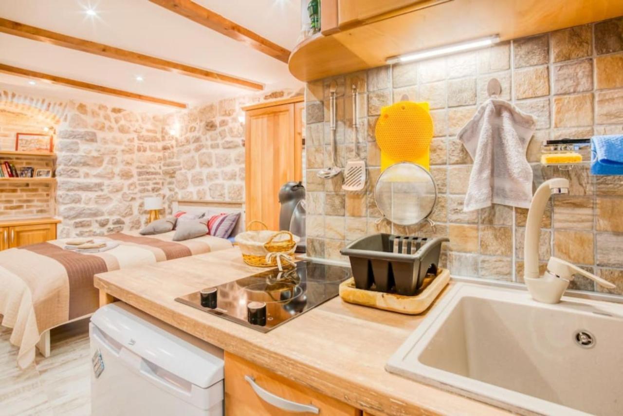 Kotor Bagus - Cozy Boutique Old Town Studio With Seaview Terrace Luaran gambar