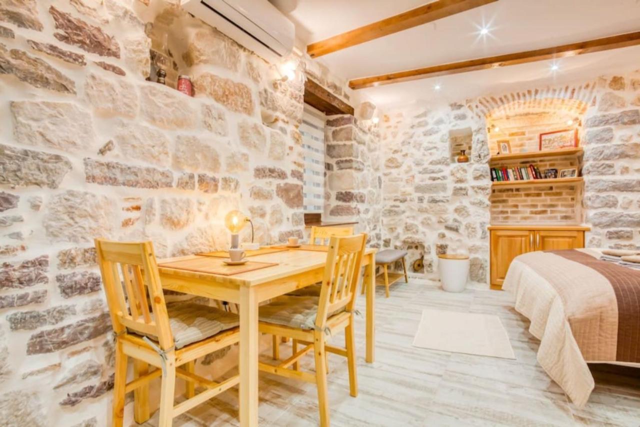 Kotor Bagus - Cozy Boutique Old Town Studio With Seaview Terrace Luaran gambar