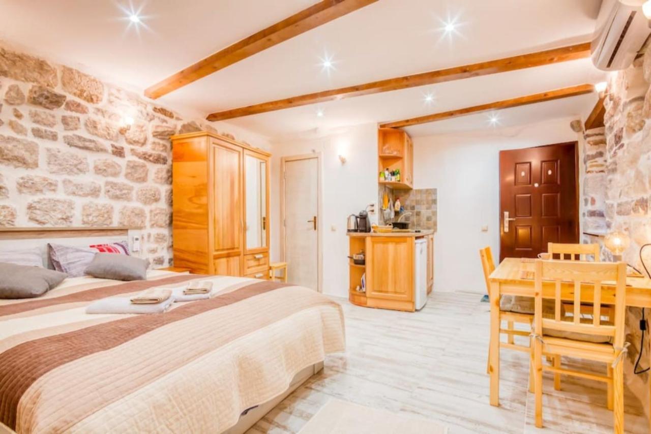Kotor Bagus - Cozy Boutique Old Town Studio With Seaview Terrace Luaran gambar